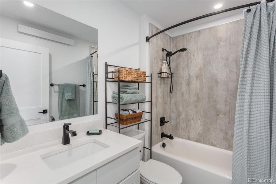 Furnished interior view inside a new home in , Buena Vista (Image 8).