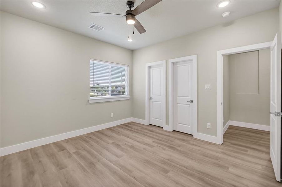 Spacious, unfurnished interior of a new home in , Fort Worth (Image 25).