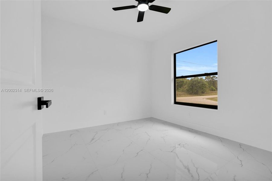 Spacious, unfurnished interior of a new home in , Lehigh Acres (Image 27).