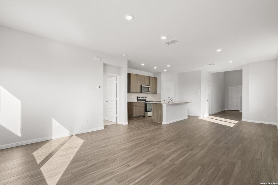 Spacious, unfurnished interior of a new home in Applewhite Meadows, San Antonio (Image 24). Spacious, unfurnished interior of a new home in Applewhite Meadows, San Antonio (Image 24).