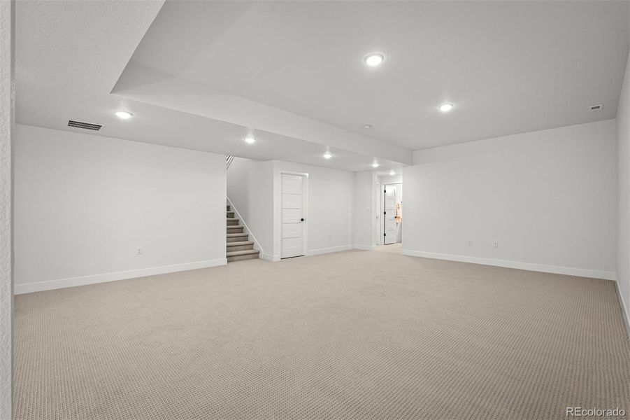 Spacious, unfurnished interior of a new home in Cloverleaf - Pinnacle Collection, Monument (Image 20).