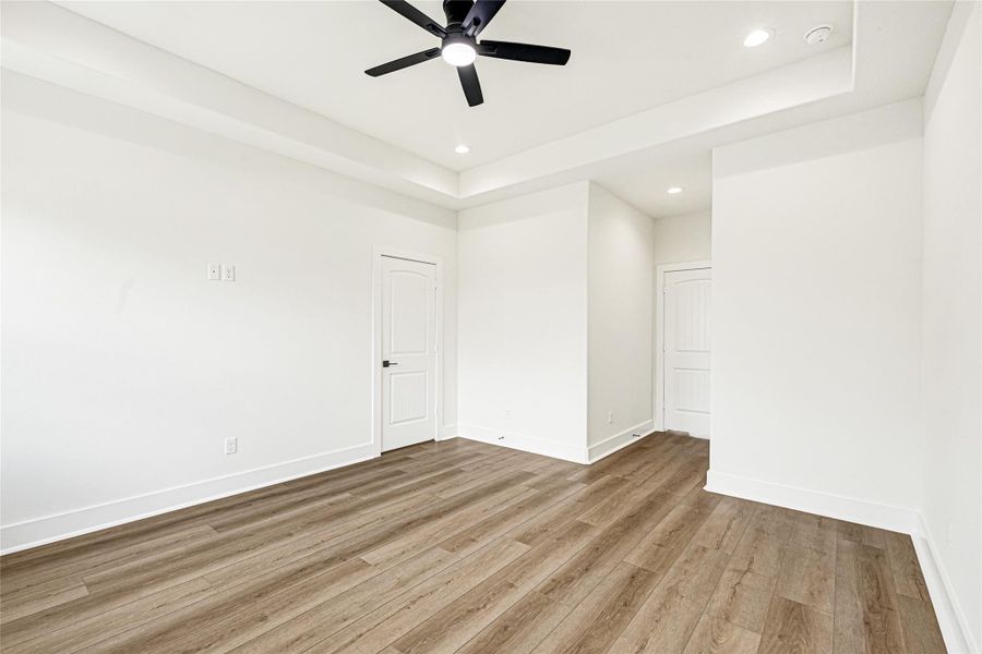Spacious, unfurnished interior of a new home in , Houston (Image 11).
