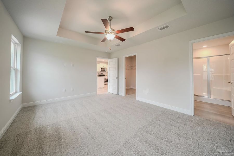 Spacious, unfurnished interior of a new home in Allison Acres, Cantonment (Image 11).
