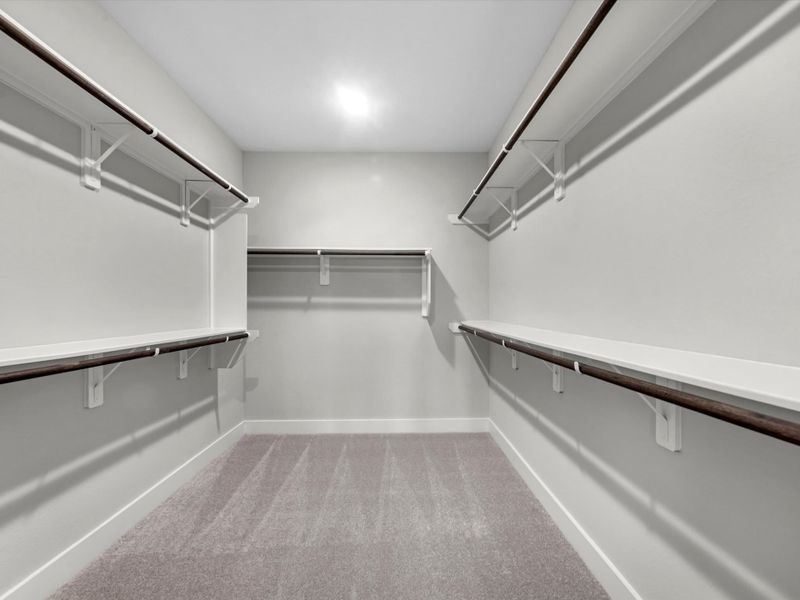 Spacious, unfurnished interior of a new home in Clopton Farms, Montgomery (Image 18).