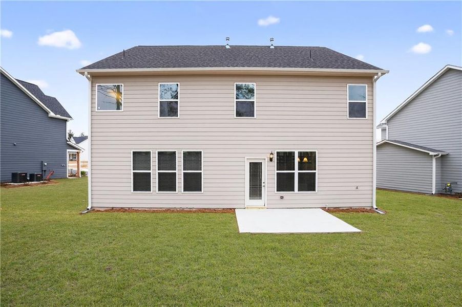 Exterior details and patio area of a home in , Villa Rica (Image 4).