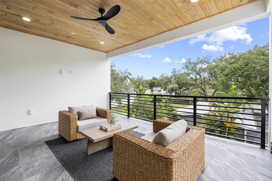 Exterior details and patio area of a home in , Tampa (Image 43).
