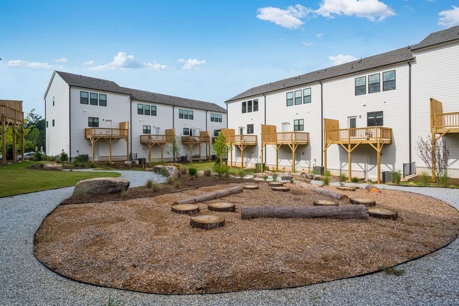 Community amenities in Rosewood Farm, Lawrenceville (Image 54).
