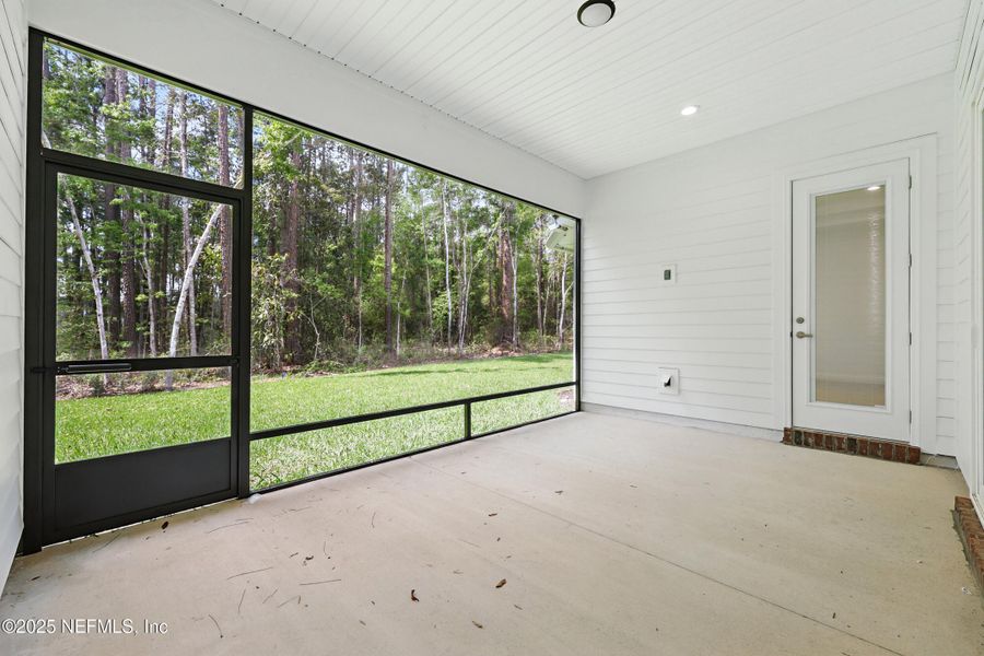 Image 42 of a home in Goose Creek Estates.