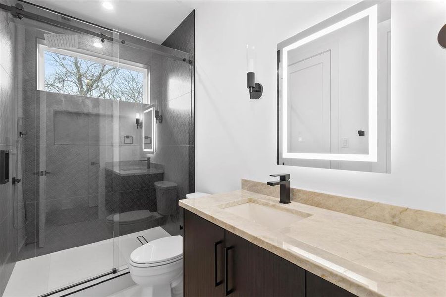 Furnished interior view inside a new home in , Dallas (Image 33).