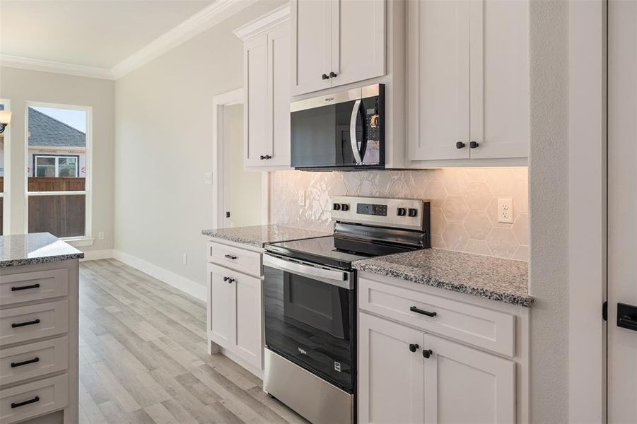 Furnished interior view inside a new home in , Mabank (Image 9).