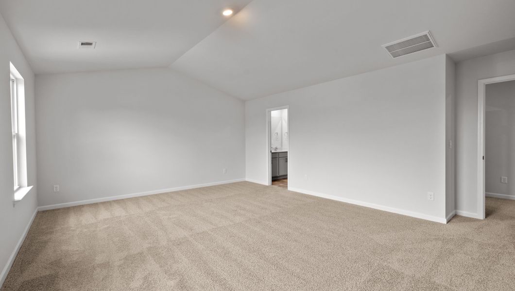 Representative unfurnished interior of a home built from the Biltmore by D.R. Horton in Woodglen, Piedmont (Image 22).