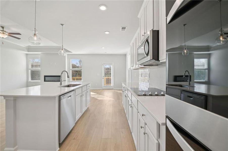 Furnished interior view inside a new home in Chapel Hill, Newnan (Image 8). Furnished interior view inside a new home in Chapel Hill, Newnan (Image 8).