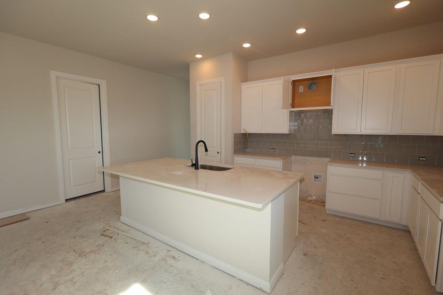 Image 14 of a home in Meridiana 45' Homesites.