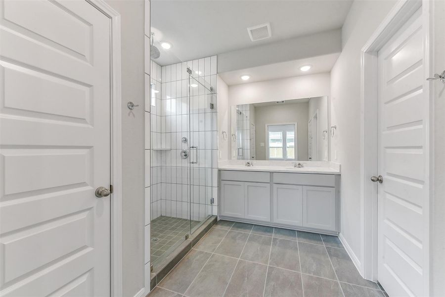 Furnished interior view inside a new home in , Houston (Image 14).