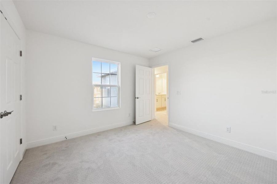 Spacious, unfurnished interior of a new home in , Groveland (Image 28). Spacious, unfurnished interior of a new home in , Groveland (Image 28).