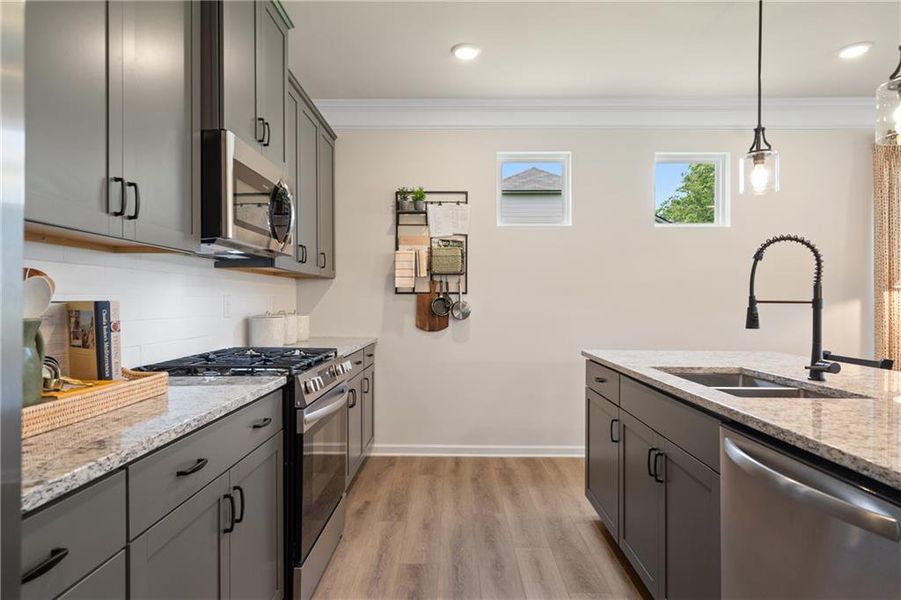 Furnished interior view inside a new home in Chestnut Creek Crossing, Collegedale (Image 31).