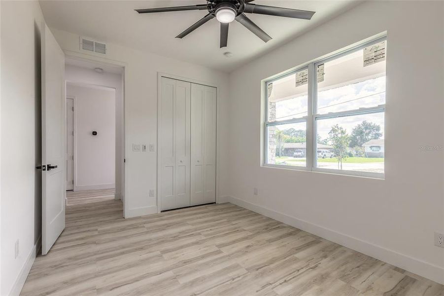 Spacious, unfurnished interior of a new home in , Daytona Beach (Image 24).