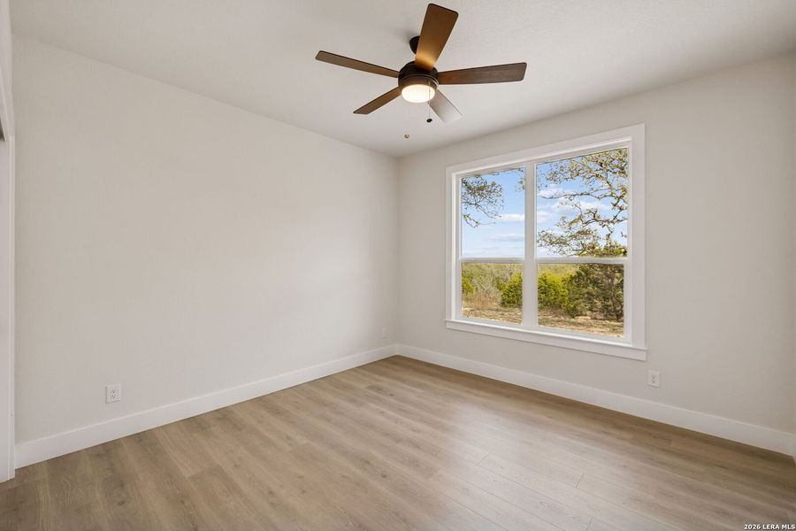 Spacious, unfurnished interior of a new home in , Fischer (Image 21).