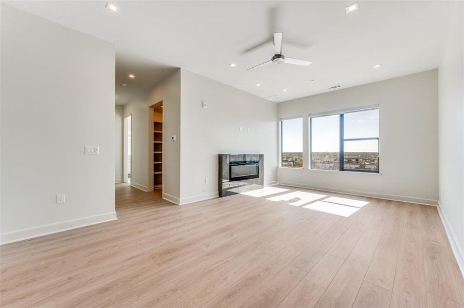 Spacious, unfurnished interior of a new home in , Dallas (Image 8). Spacious, unfurnished interior of a new home in , Dallas (Image 8).