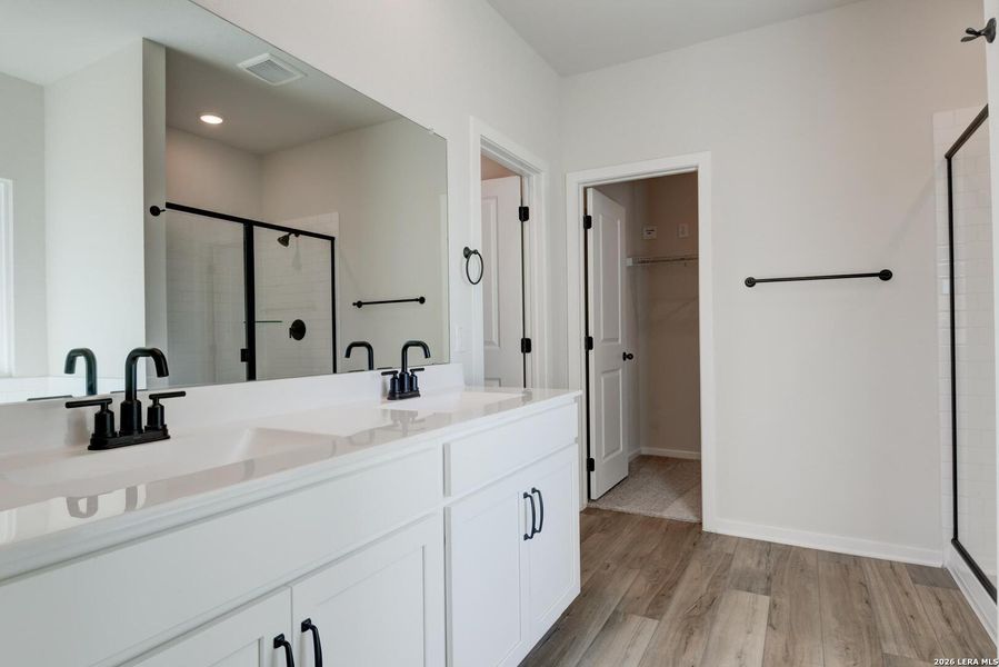 Furnished interior view inside a new home in , Schertz (Image 5).