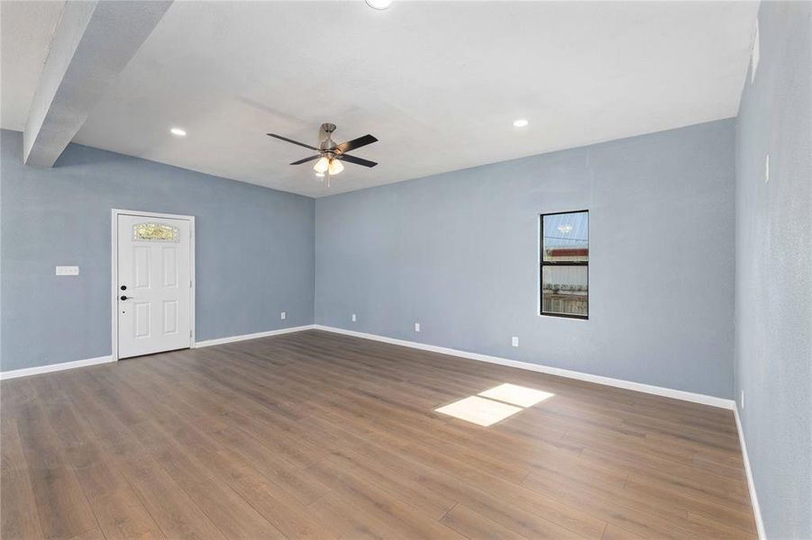 Spacious, unfurnished interior of a new home in , Brownwood (Image 14).