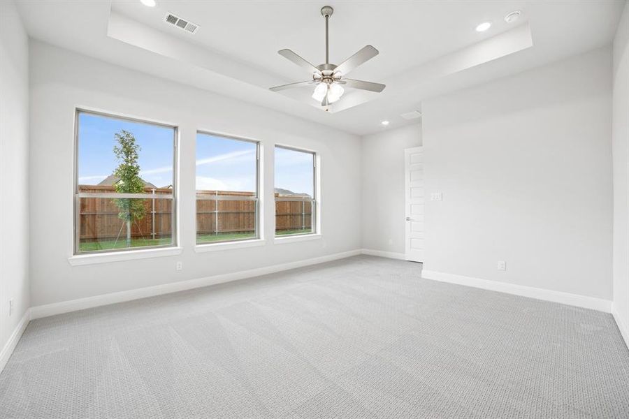 Spacious, unfurnished interior of a new home in Terraces – Classics, Rockwall (Image 16). Spacious, unfurnished interior of a new home in Terraces – Classics, Rockwall (Image 16).