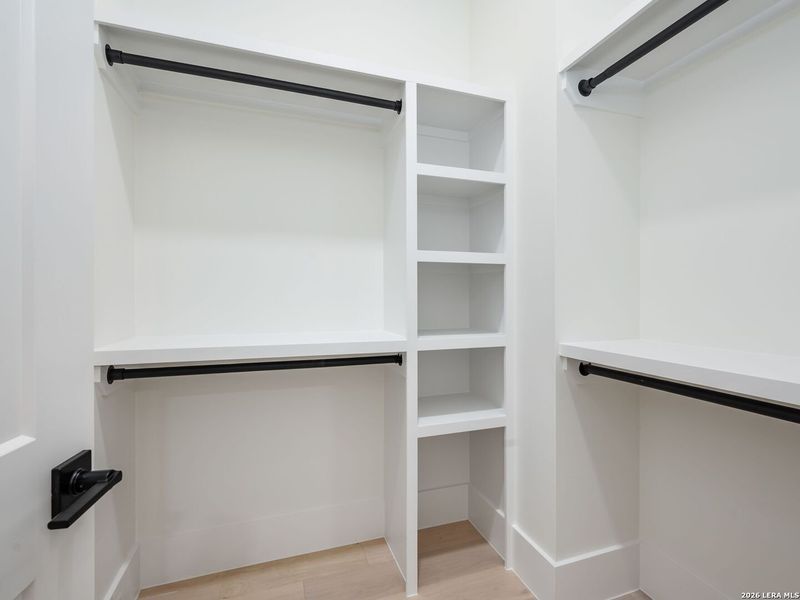 Image 75 of a home in .