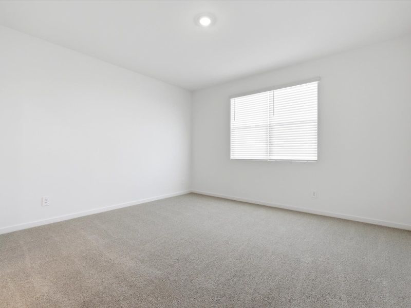 Spacious, unfurnished interior of a new home in Mountain View Estates Reserve Series, Buckeye (Image 10).