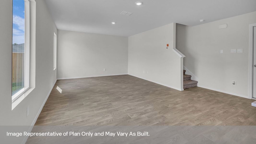 Spacious, unfurnished interior of a new home in Ladera, Luling (Image 20).