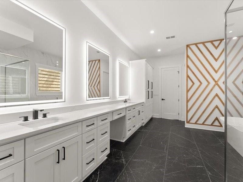 Furnished interior view inside a new home in , Dahlonega (Image 64).