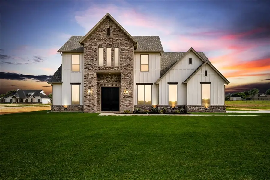 Representative exterior photo of a completed home built from the The Aylin by Doug Parr Custom Homes in Kessler Farms, Brock, TX (Image 31).