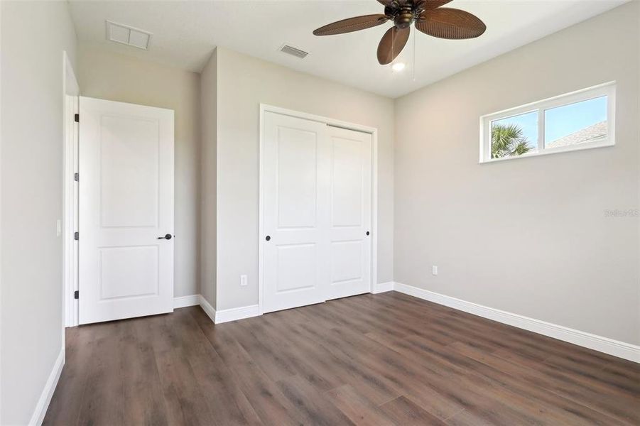 Spacious, unfurnished interior of a new home in , Lady Lake (Image 46).