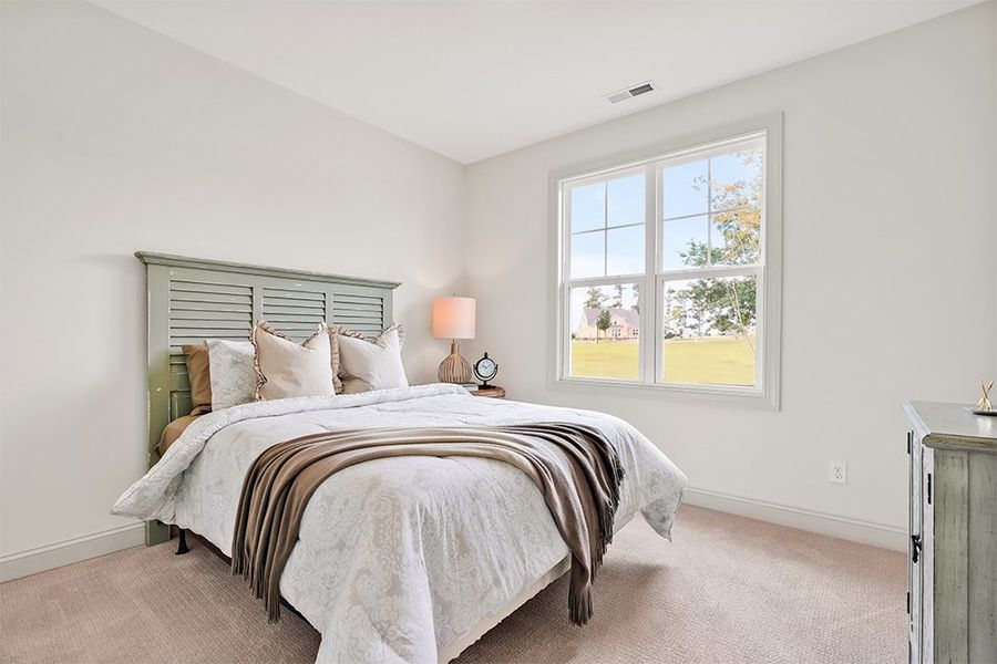 Lumina Island, Guest Bedroom