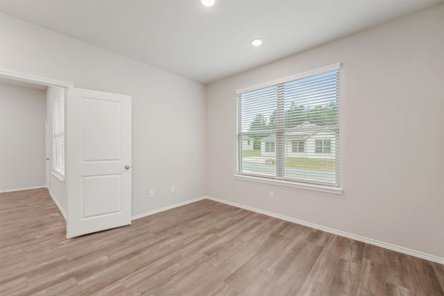 Spacious, unfurnished interior of a new home in , Lufkin (Image 21). Spacious, unfurnished interior of a new home in , Lufkin (Image 21).
