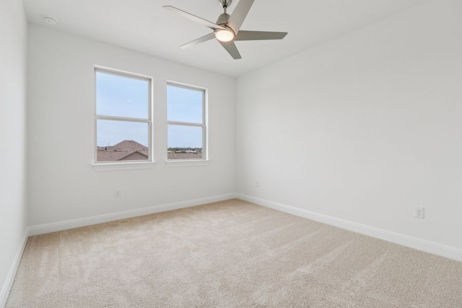 Spacious, unfurnished interior of a new home in Sage Hollow, Kyle (Image 20).