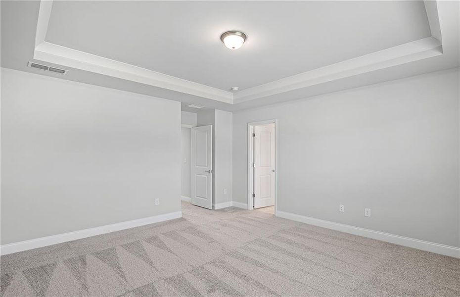 Spacious, unfurnished interior of a new home in Overland, Locust Grove (Image 26).