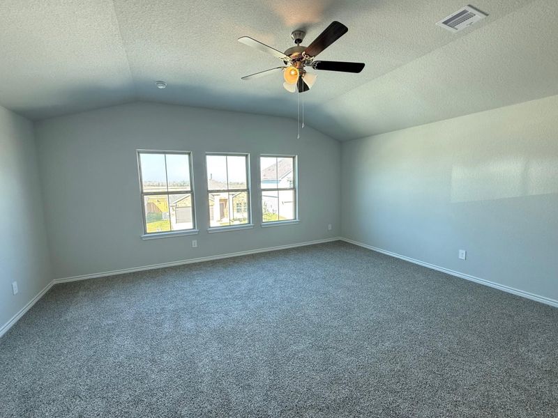 Spacious, unfurnished interior of a new home in Southern Pointe, College Station (Image 15).