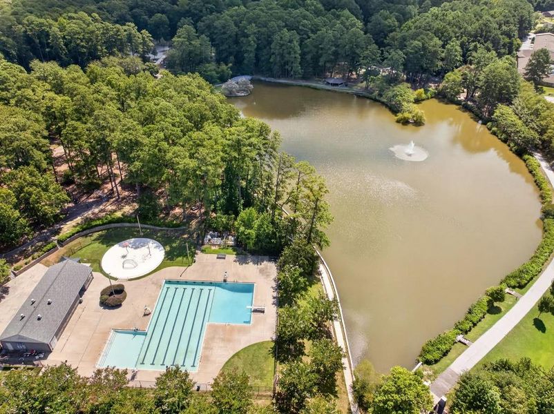 Community amenities in Thurgood Estates, Snellville (Image 6).