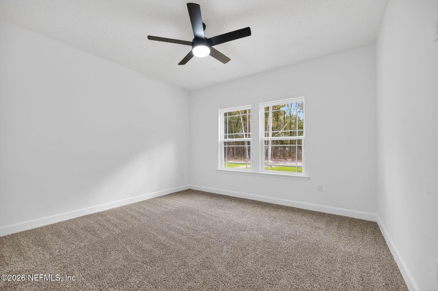 Spacious, unfurnished interior of a new home in , Middleburg (Image 15).