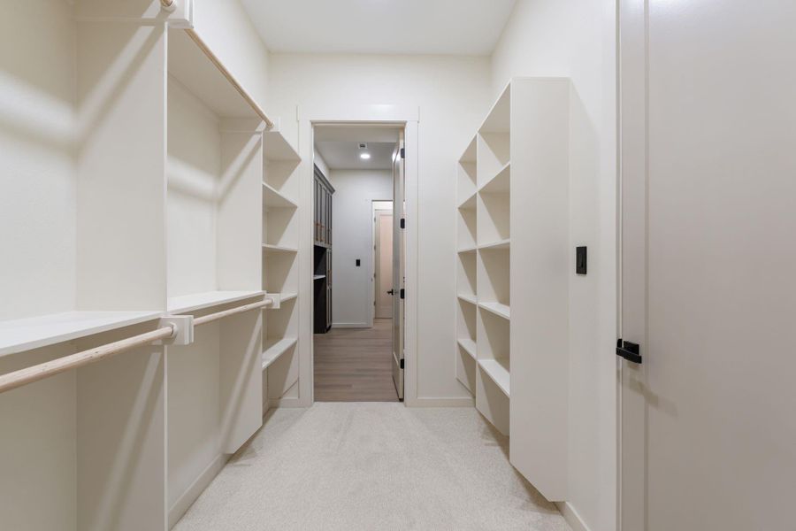 Image 37 of a home in .