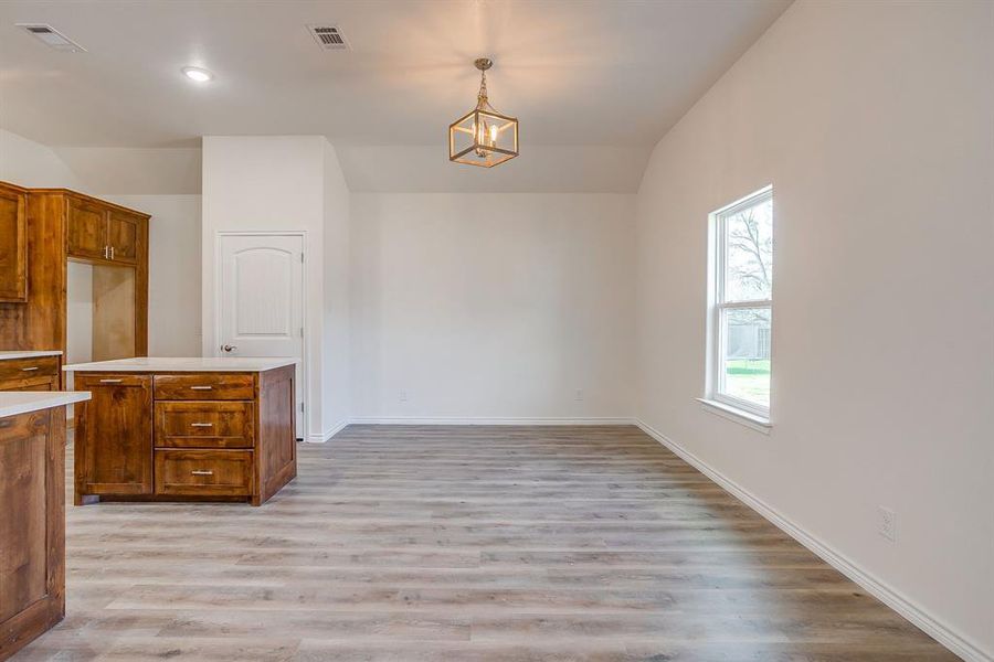 Spacious, unfurnished interior of a new home in , Covington (Image 27).