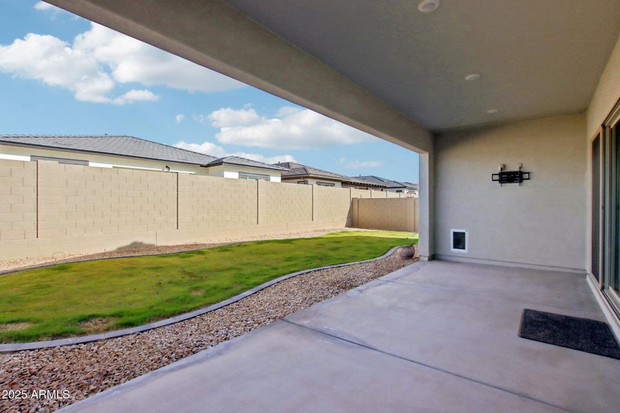 36-web-or-mls-E Beechnut Pl-034