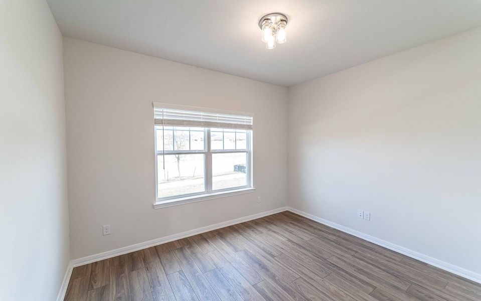 Spacious, unfurnished interior of a new home in Solterra, Mesquite (Image 12).