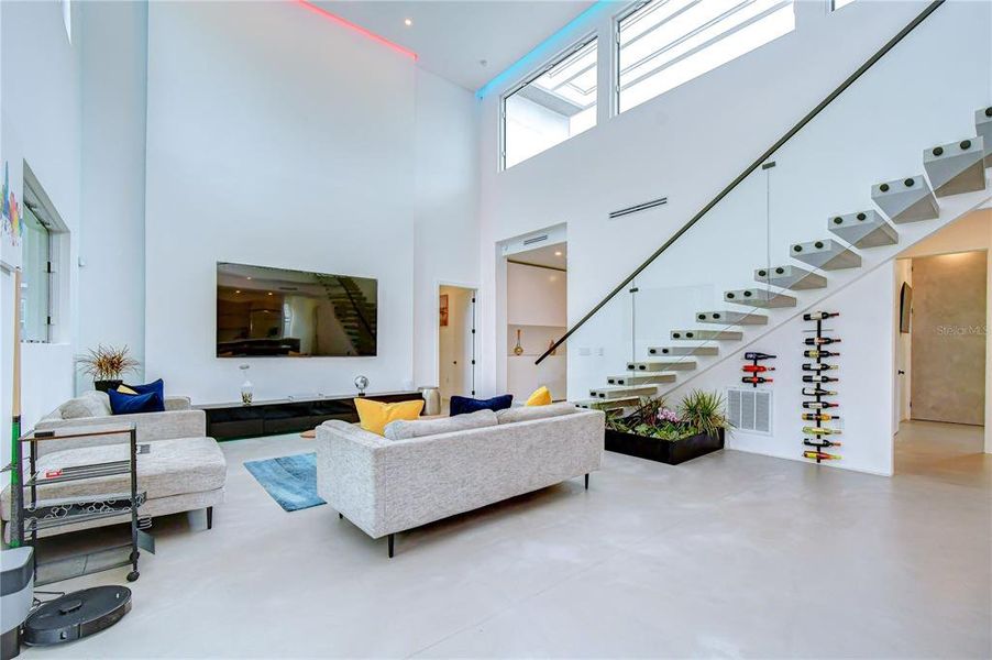 Furnished interior view inside a new home in , Tampa (Image 13).