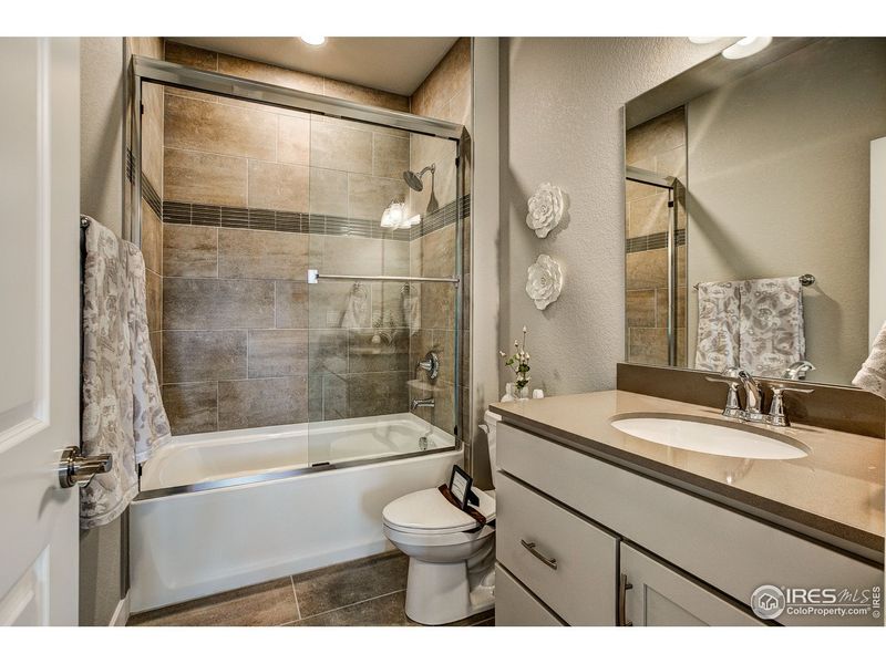 Furnished interior view inside a new home in Highlands at Fox Hill - Discovery, Longmont (Image 10).