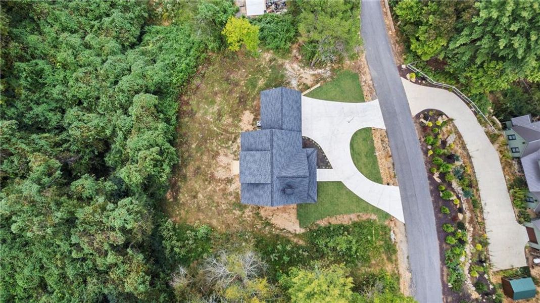 Image 47 of a home in .