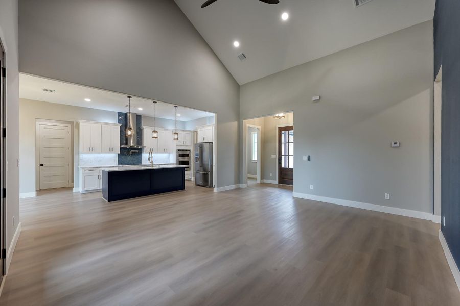 Spacious, unfurnished interior of a new home in , Huntsville (Image 36). Spacious, unfurnished interior of a new home in , Huntsville (Image 36).