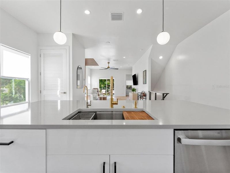 Image 28 of a home in .