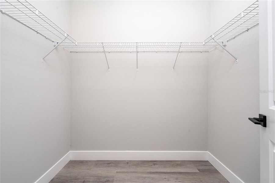 Spacious, unfurnished interior of a new home in , Ocala (Image 23).