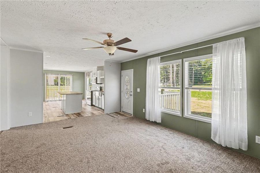 Spacious, unfurnished interior of a new home in , Cedartown (Image 12).